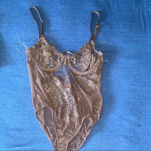 Lingerie bodysuit